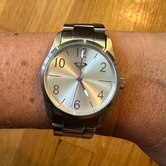 Silver Roxy watch - Picture 2 of 3